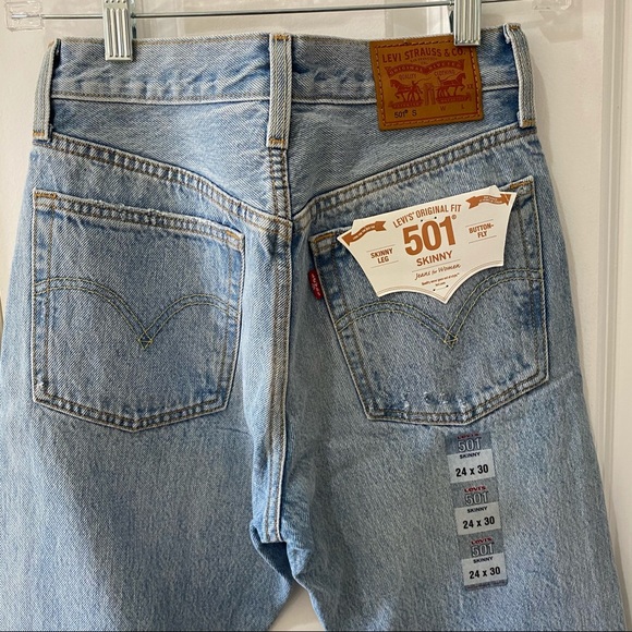 NWT Levi’s 501 S Skinny Jeans in Love Fool 24 x 30 - Picture 13 of 16
